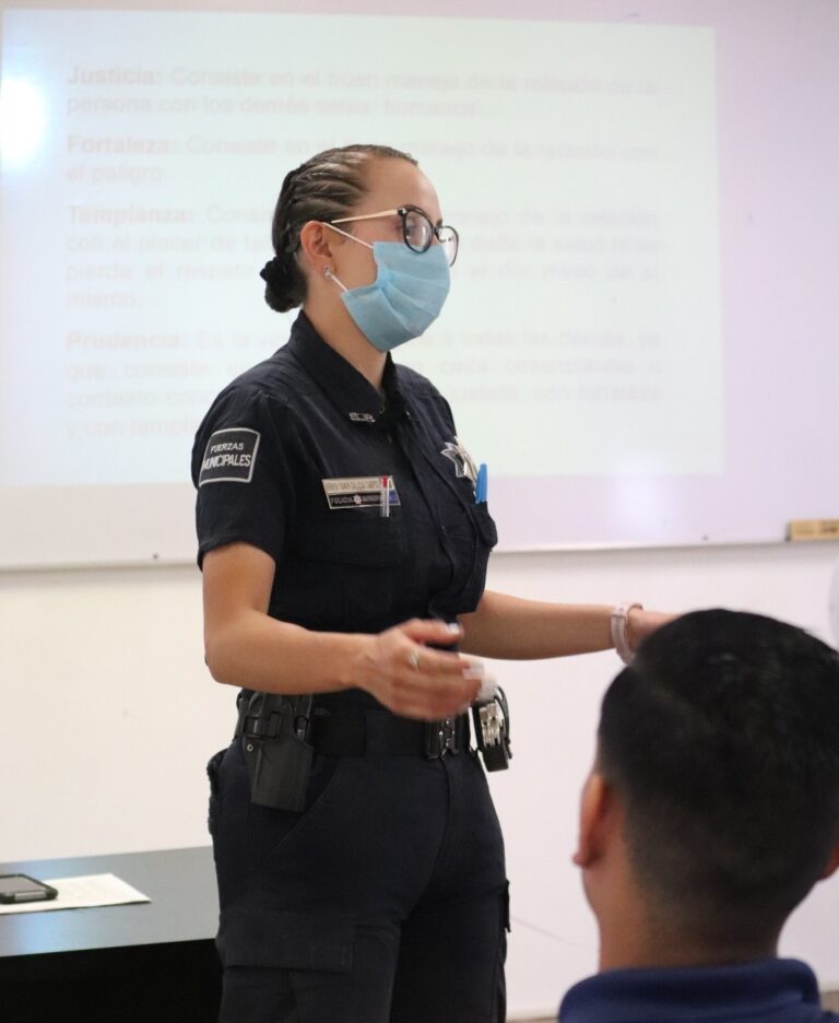 Seguridad Pública recuerda líneas de ayuda para mujeres en riesgo de violencia de género