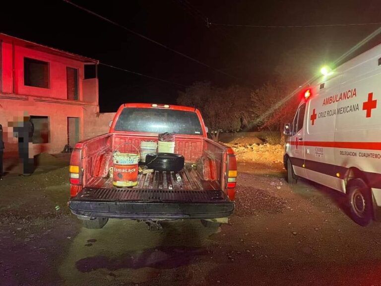 Localizan hombre tirado en la calle 32 y Michoacán, estaba inconsciente