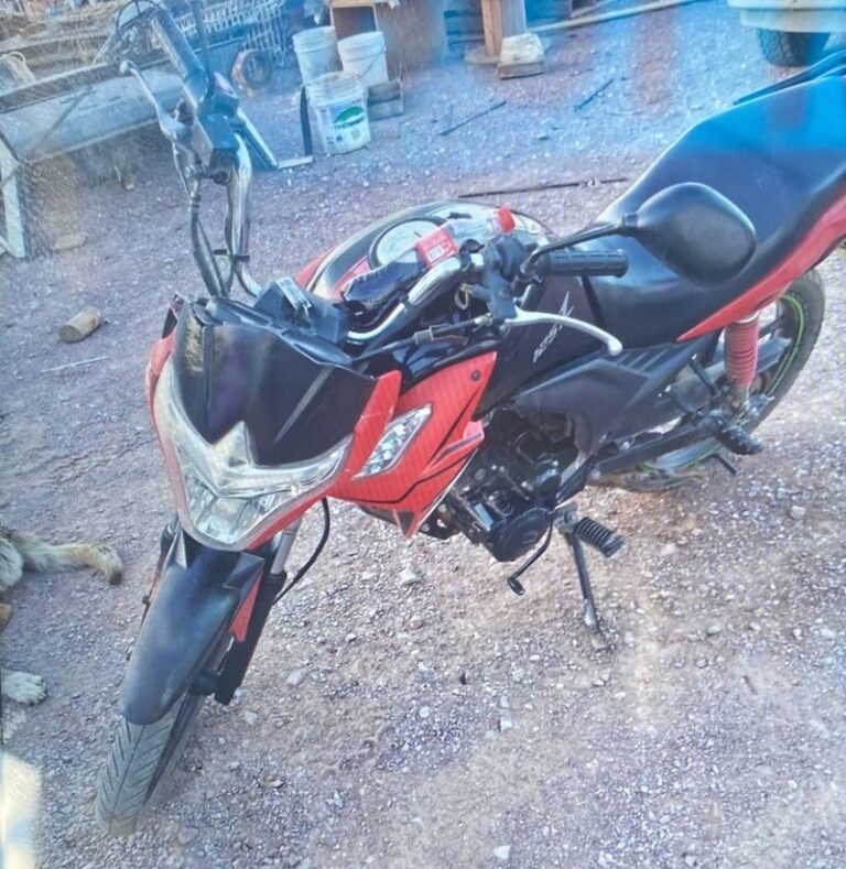 Roban motocicleta de calles de la colonia Francisco Villa