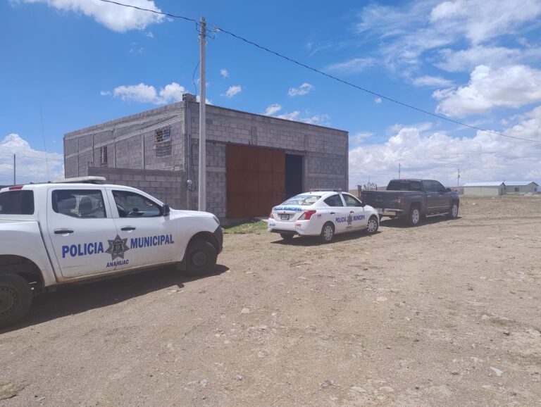 Roban bodega en Anáhuac y se llevan objetos con más de 15 mil pesos de valor.