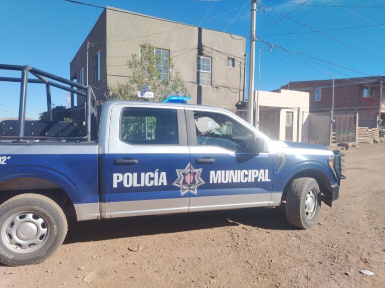 Reportan a hombre armado a bordo de motocicleta merodeaba domicilio ubicado en la 122 y Desarrollo Social