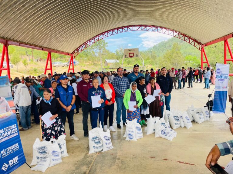 Refuerza Gobierno del Estado jornadas de vacunación en comunidades de la Sierra Tarahumara