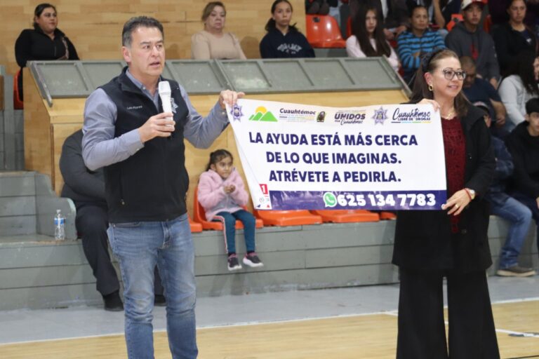 DSPM presenta el programa “Cuauhtémoc Libre de Drogas” en el CECYTECH 8Padres de familia y estudiantes participaron en una jornada de prevención